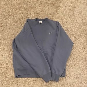Dusty blue Nike crewneck 🤍